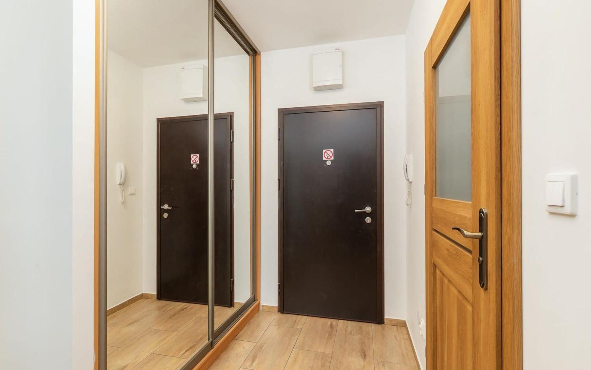 Burakowska 16 - Modern Apartment With Balcony Noclegi Renters وارسو المظهر الخارجي الصورة